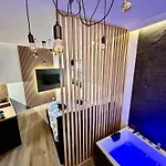 Appartement Ocean Black Jacuzzi Cracovie